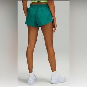 Lululemon Hotty Hot Low Rise Short-2.5"-Teal Lagoon